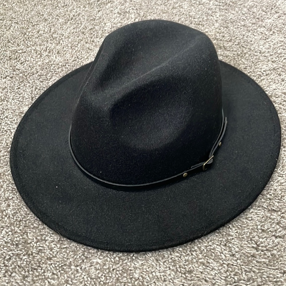 Felt western hat